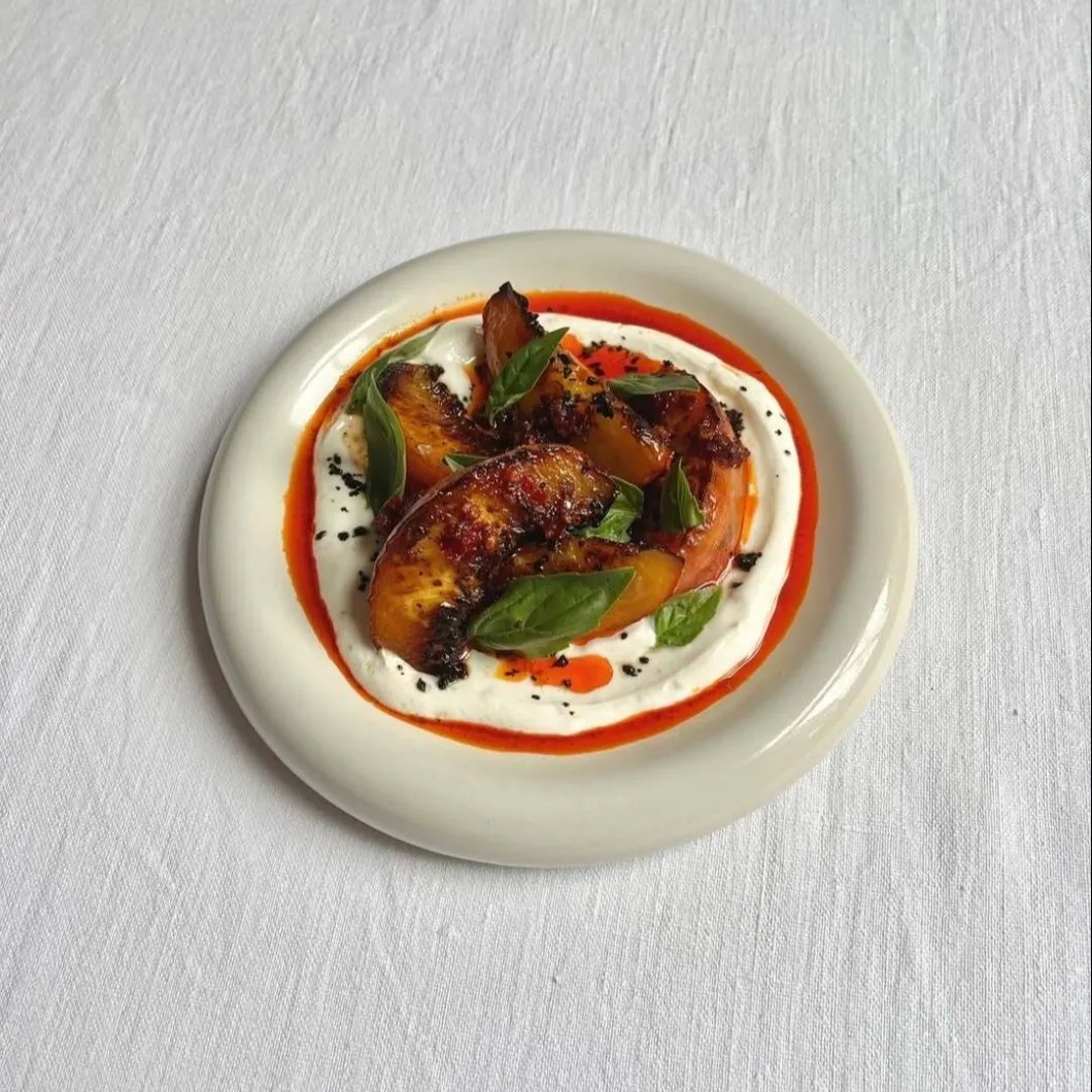 Image alt description