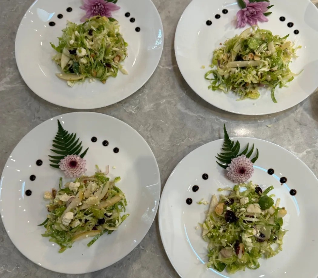 Image alt description