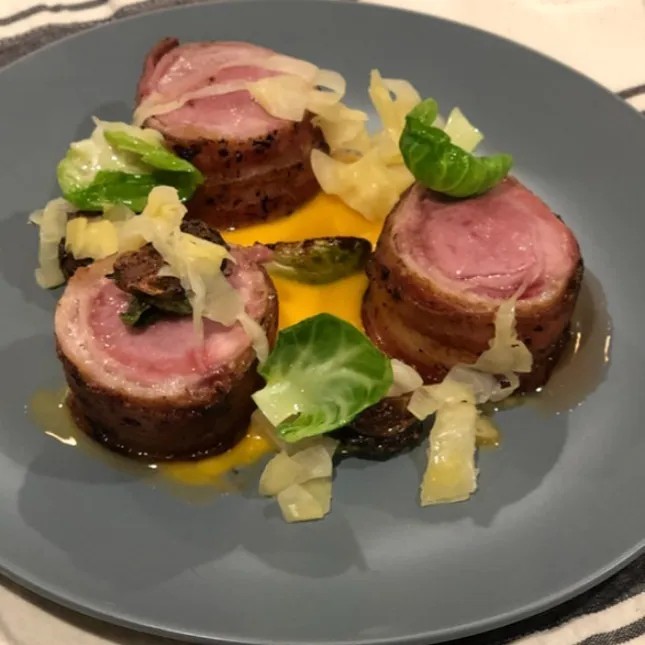 Image alt description