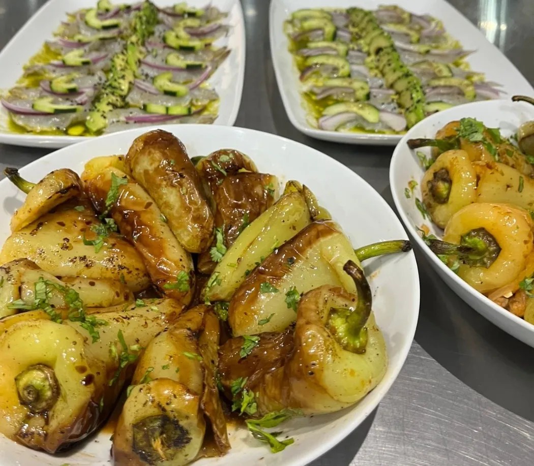 Image alt description