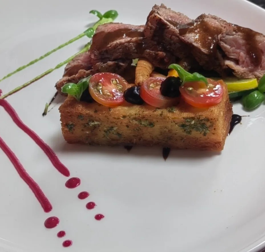 Image alt description