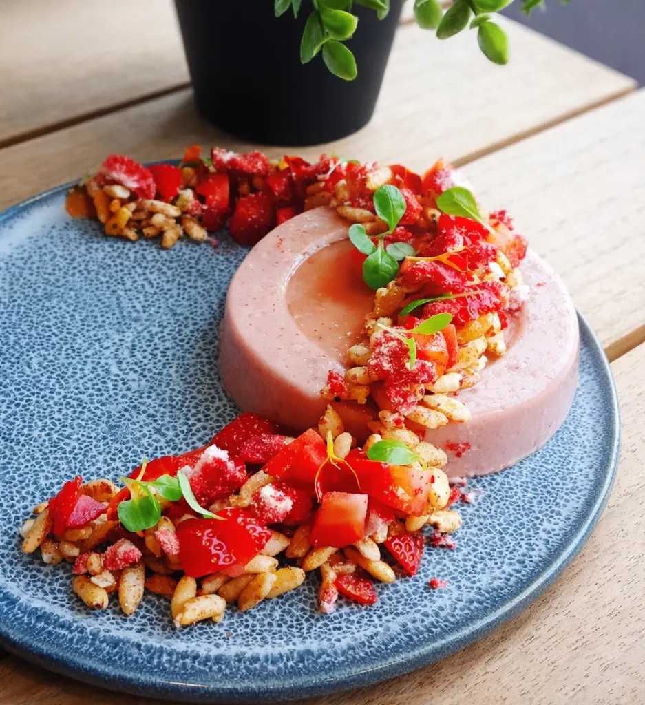 Image alt description