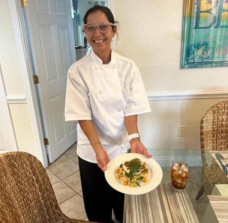 Image alt description