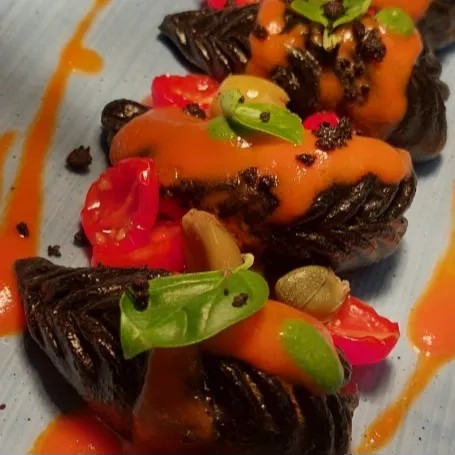 Image alt description