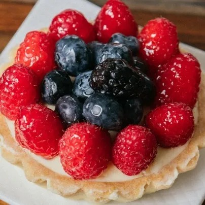 Image alt description