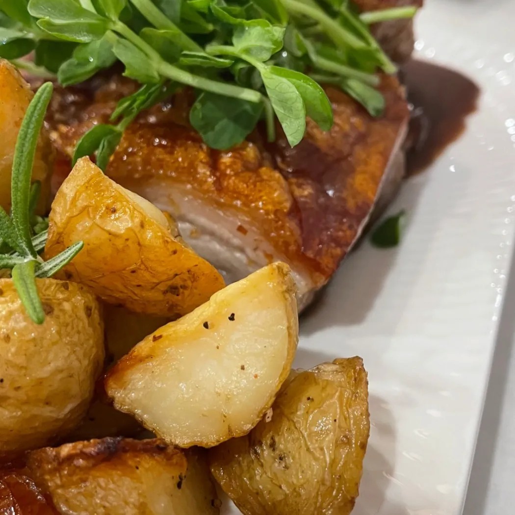 Image alt description