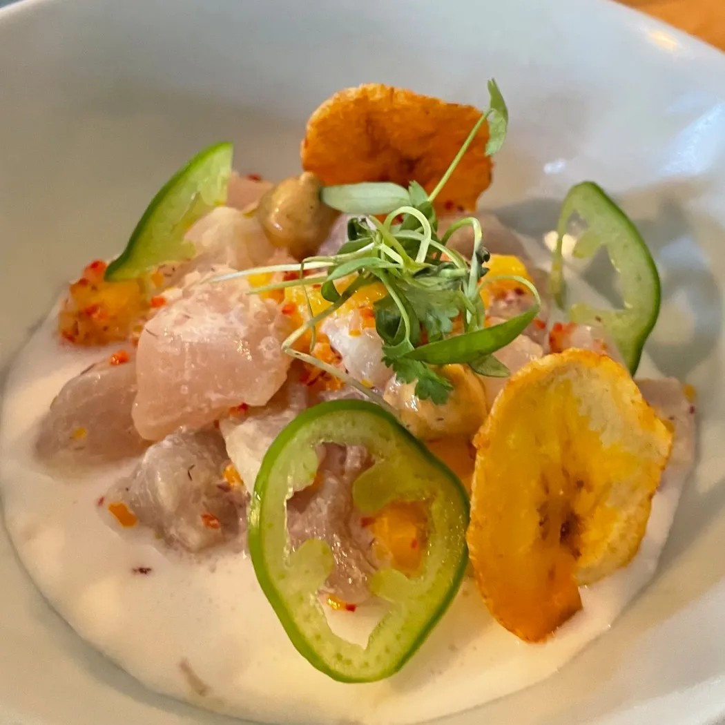 Image alt description