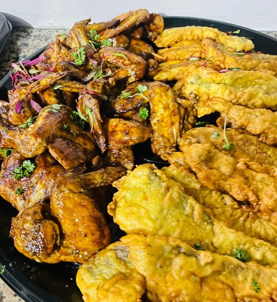 Image alt description