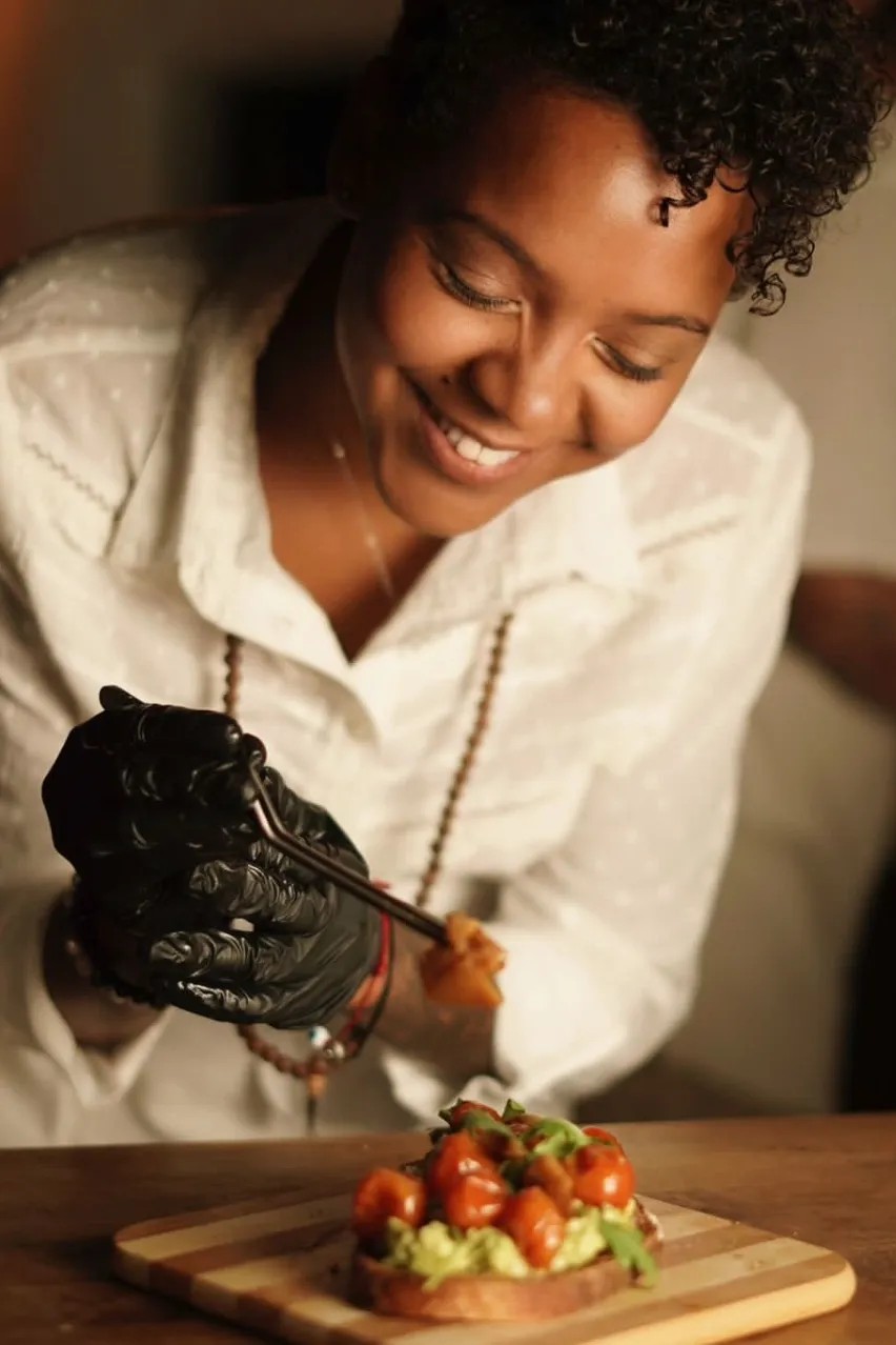 Image alt description