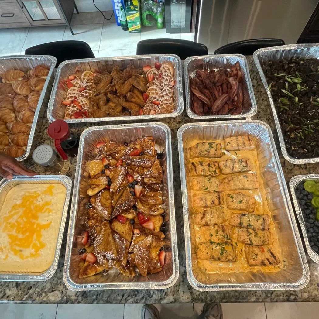 Image alt description