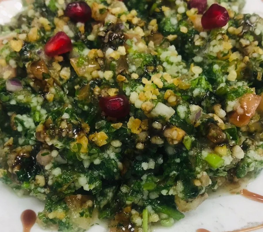 Image alt description