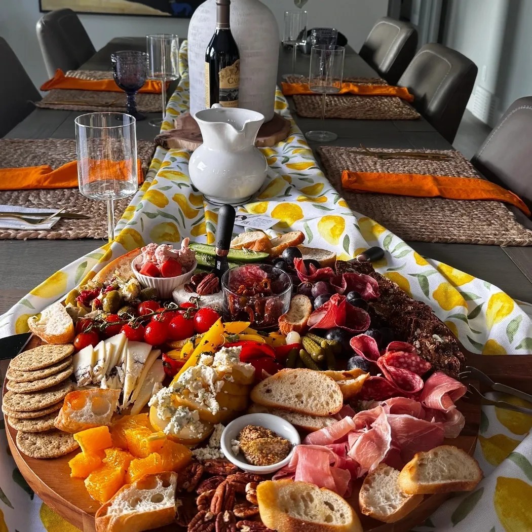 Image alt description