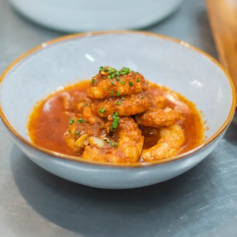 Image alt description