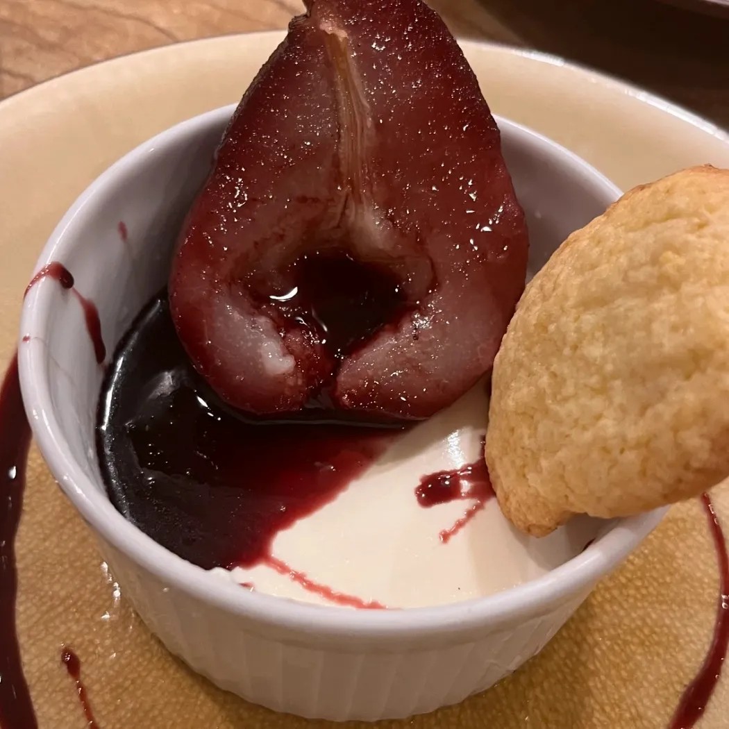 Image alt description