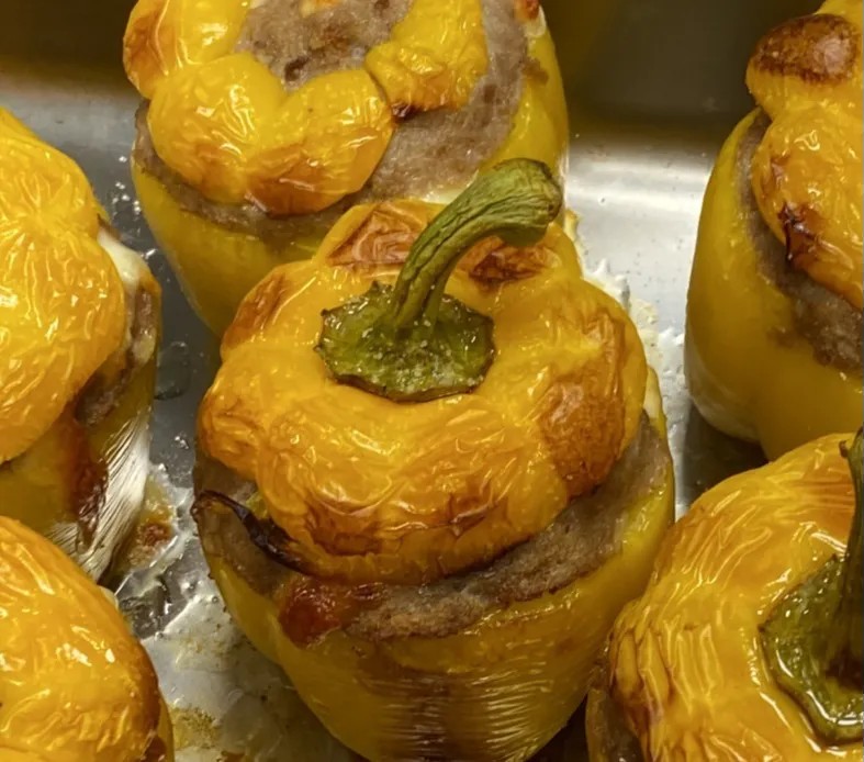 Image alt description