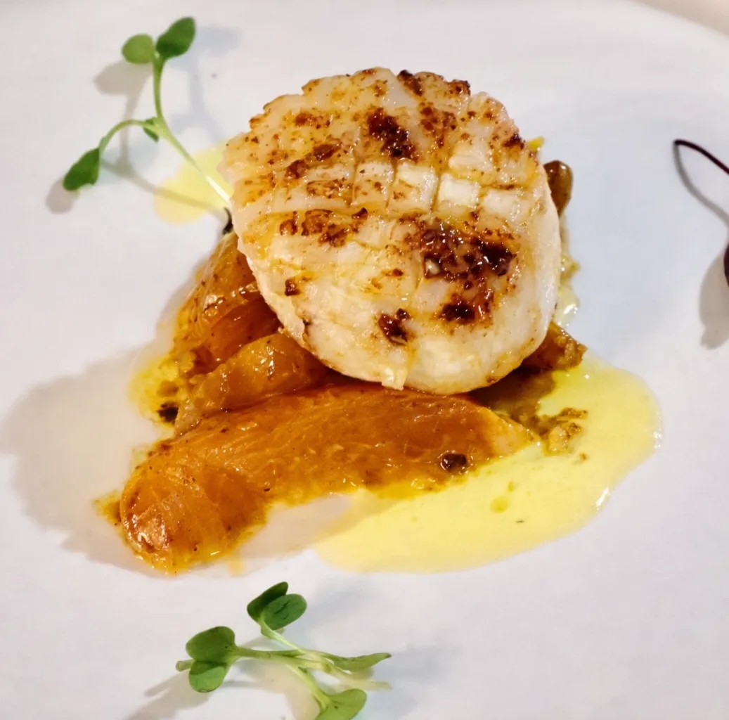 Image alt description