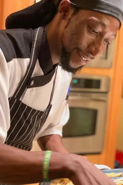 Image alt description