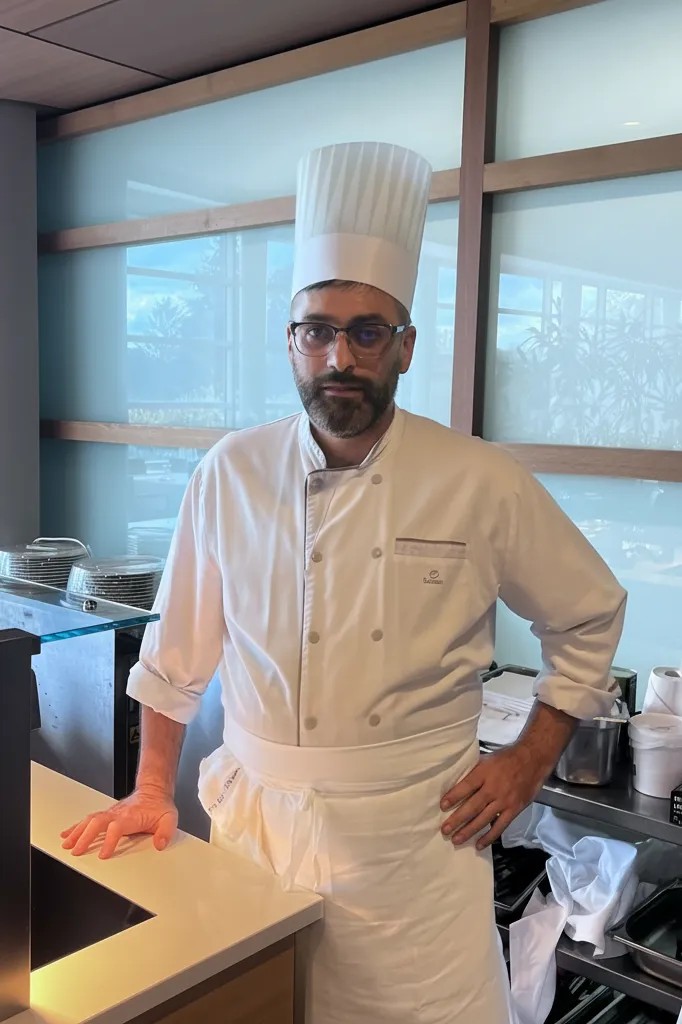 Image alt description