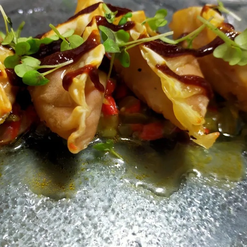 Image alt description