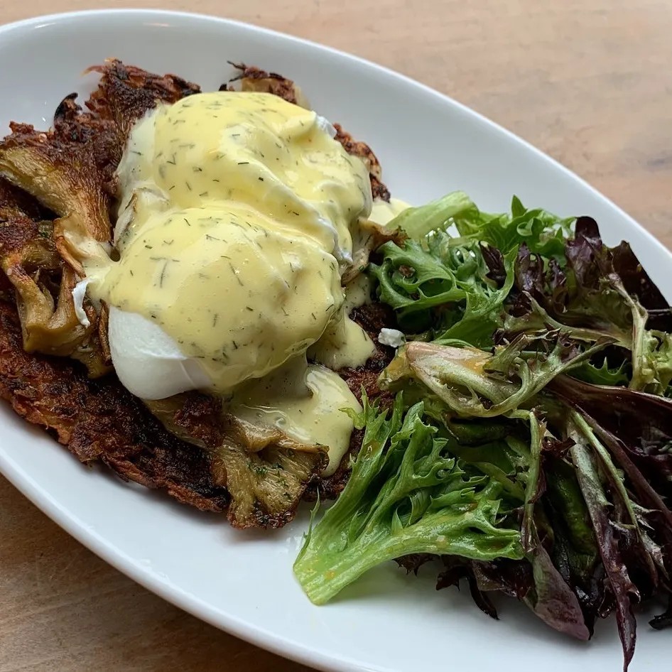 Image alt description