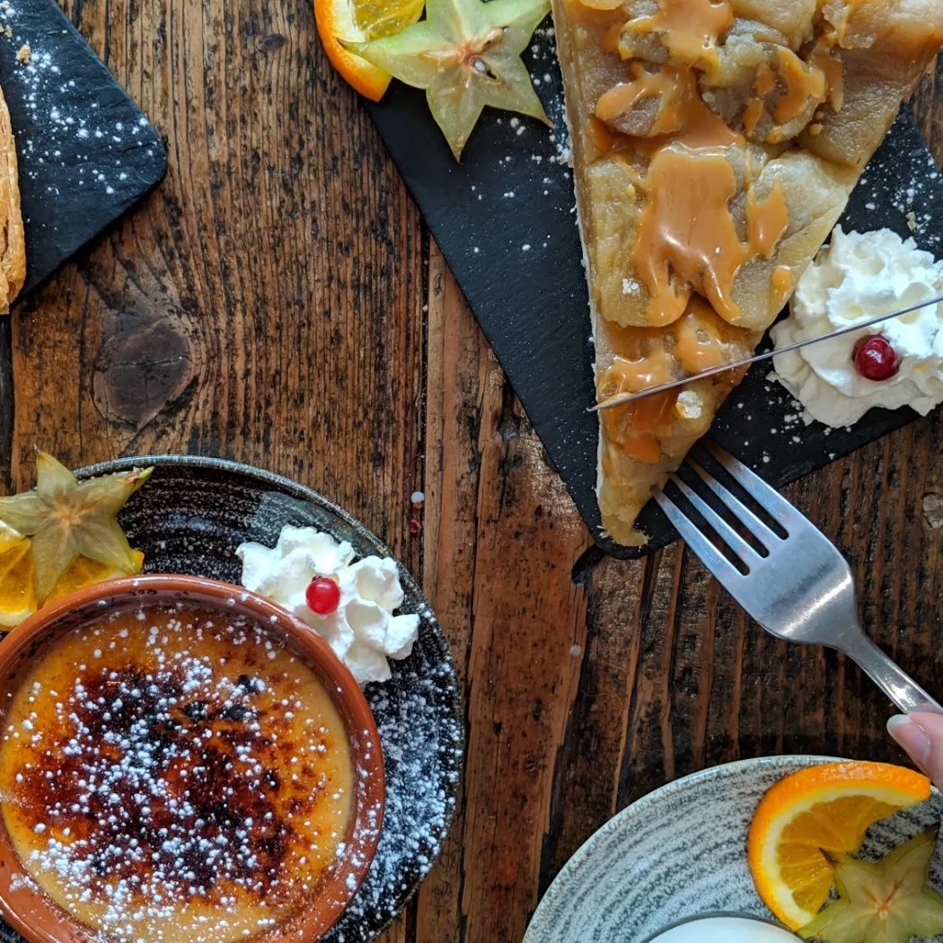 Image alt description