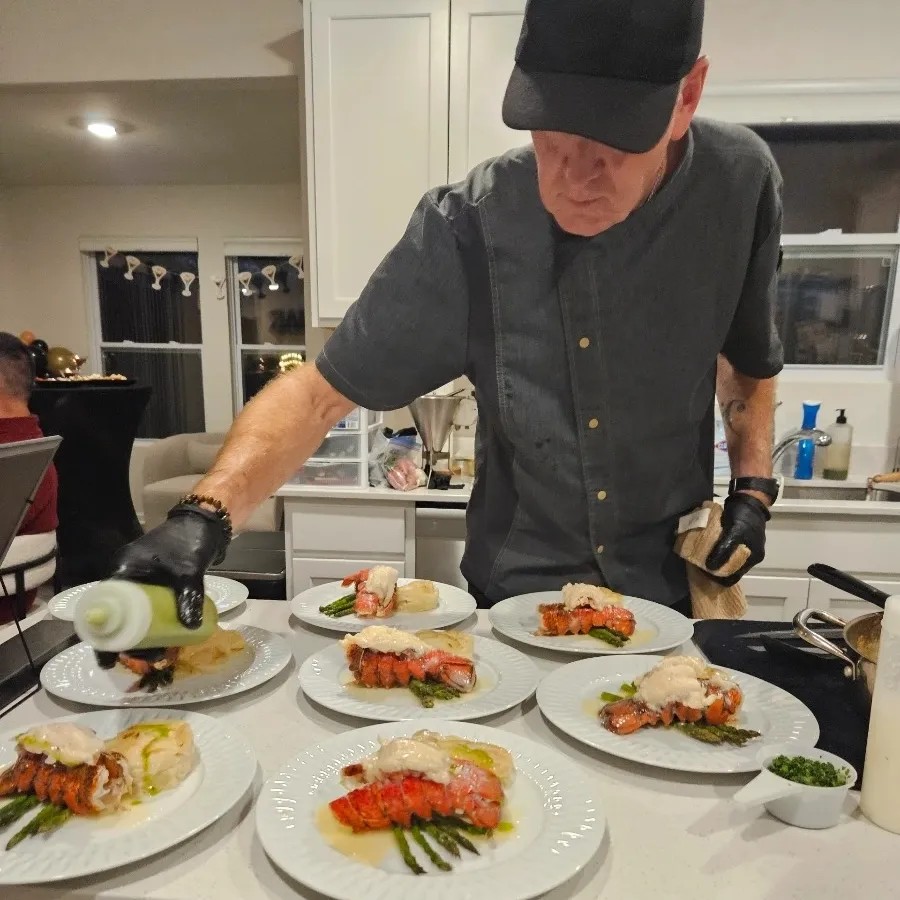 Image alt description