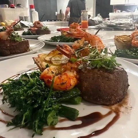 Image alt description