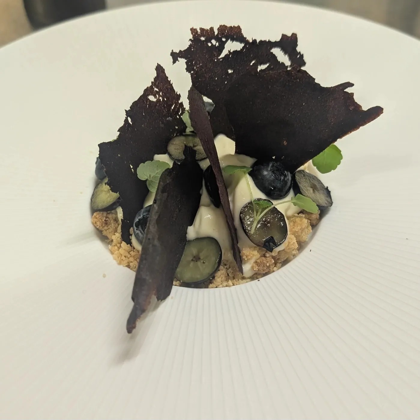 Image alt description