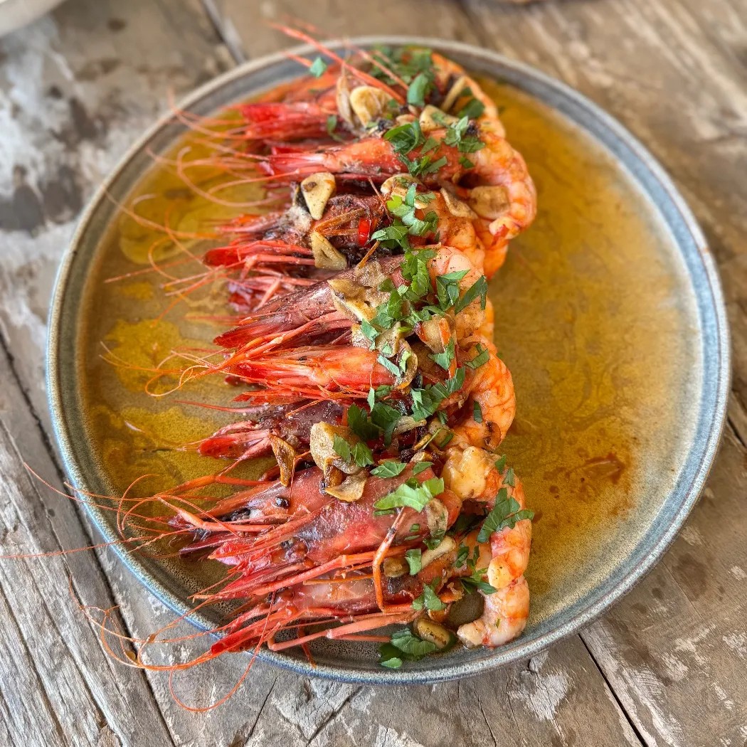 Image alt description