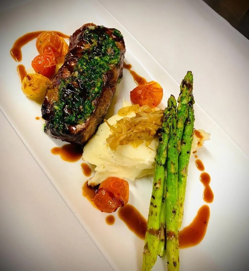 Image alt description