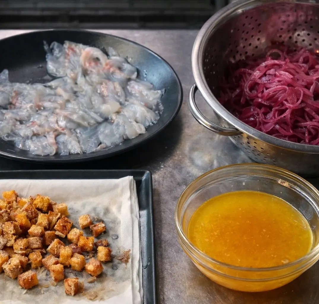 Image alt description