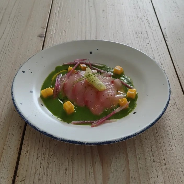 Image alt description