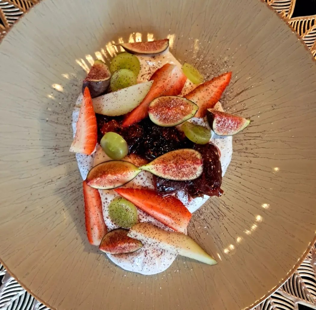 Image alt description