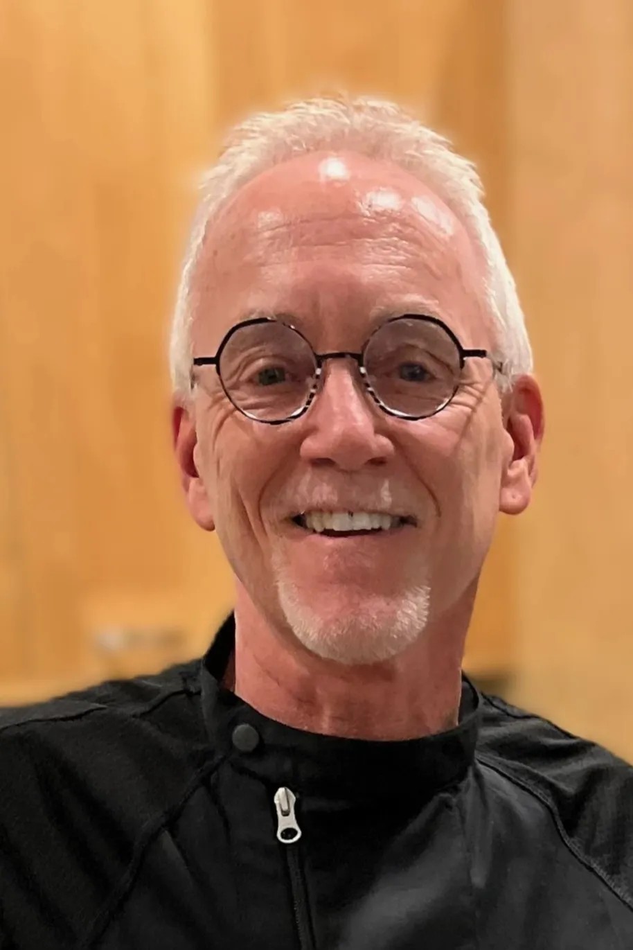 Image alt description