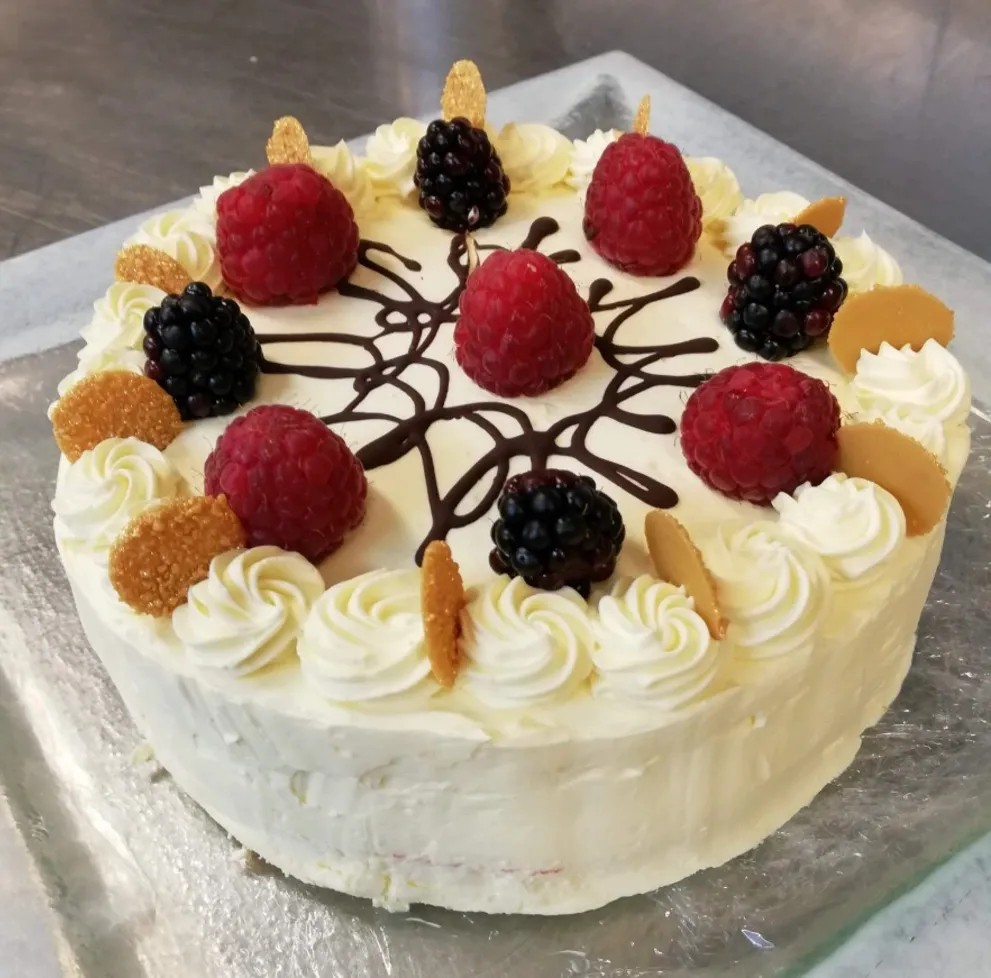 Image alt description