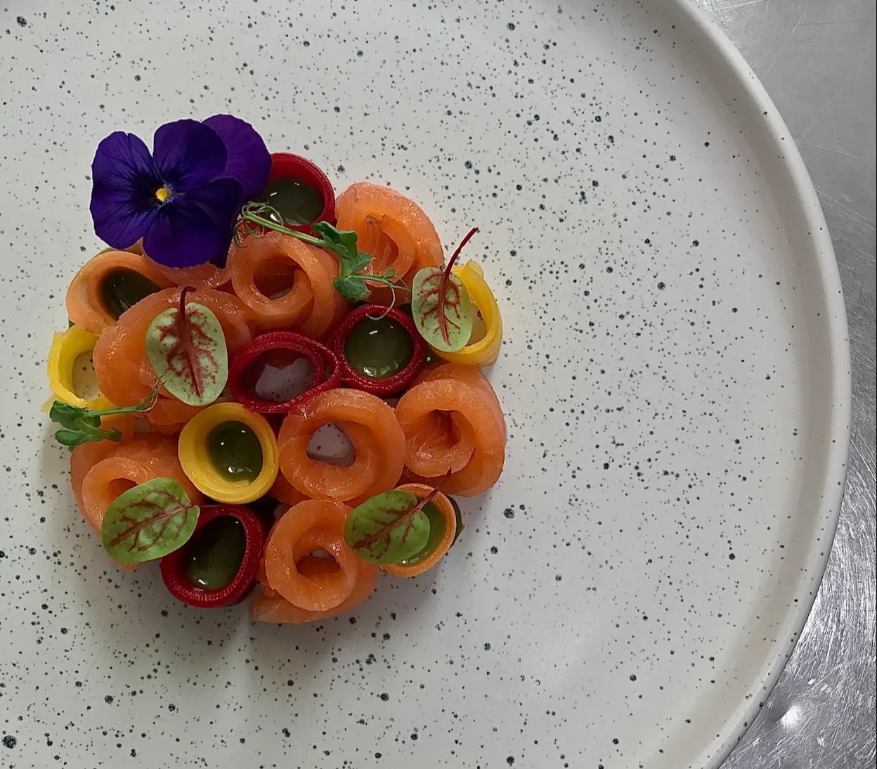 Image alt description