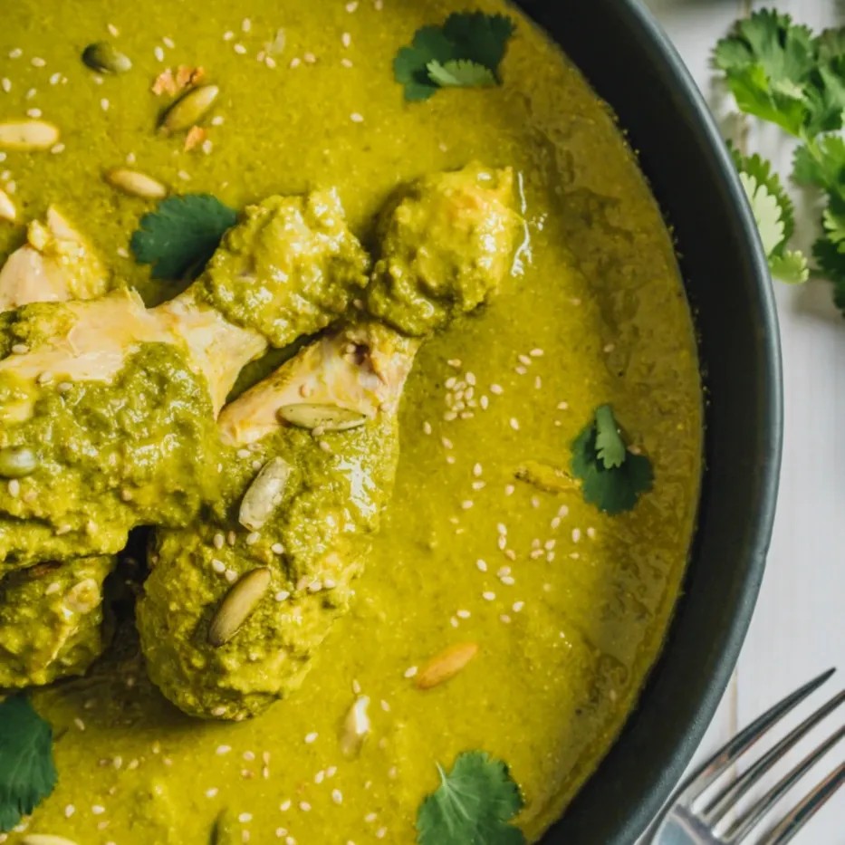 Image alt description