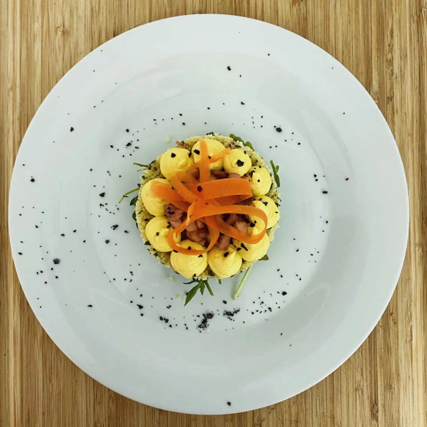 Image alt description