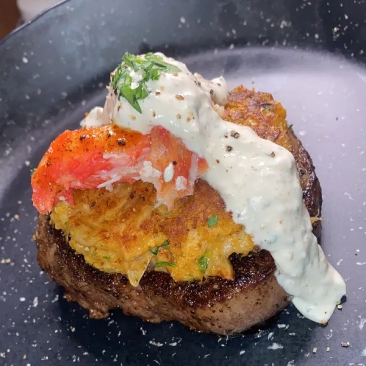 Image alt description