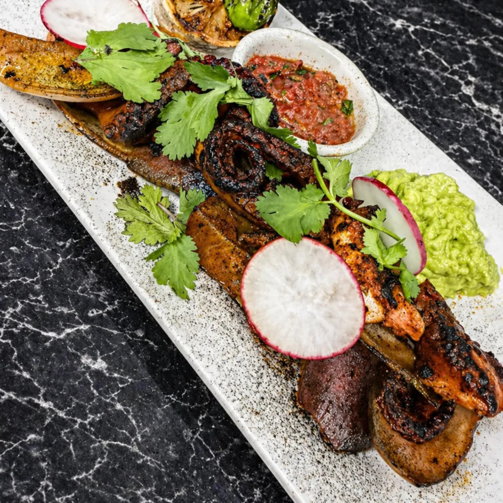 Image alt description