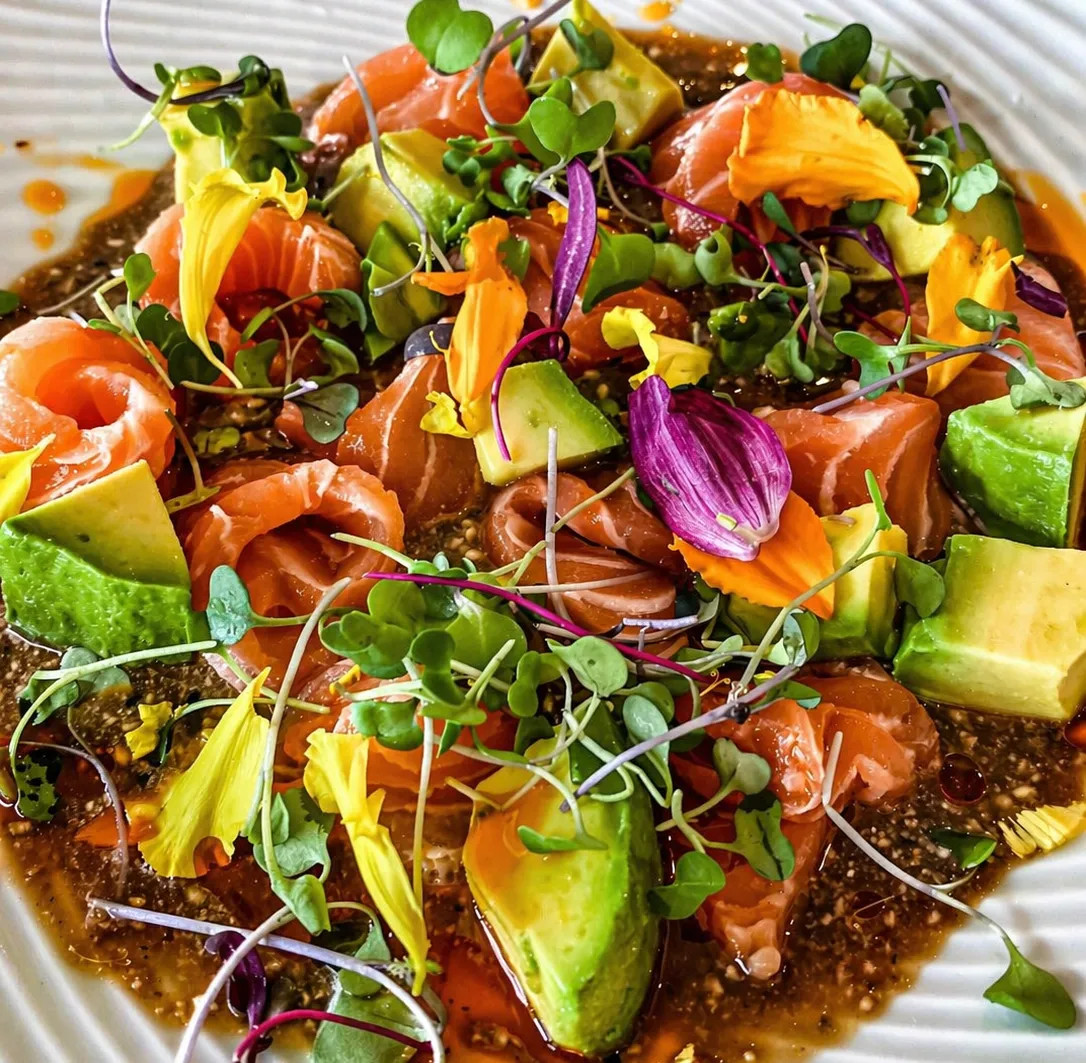 Image alt description