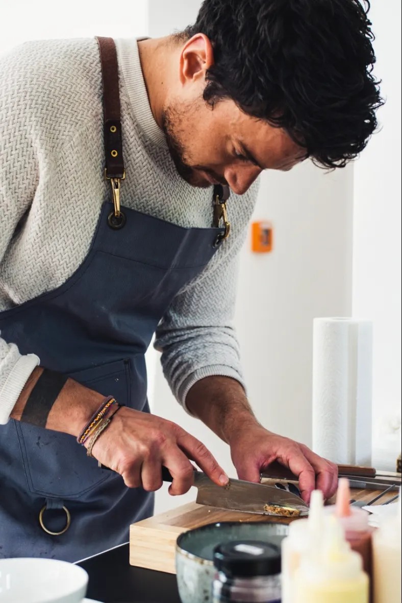 Image alt description