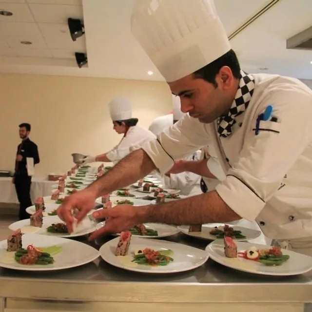 Image alt description