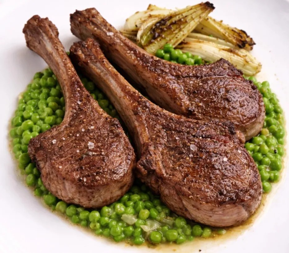 Image alt description