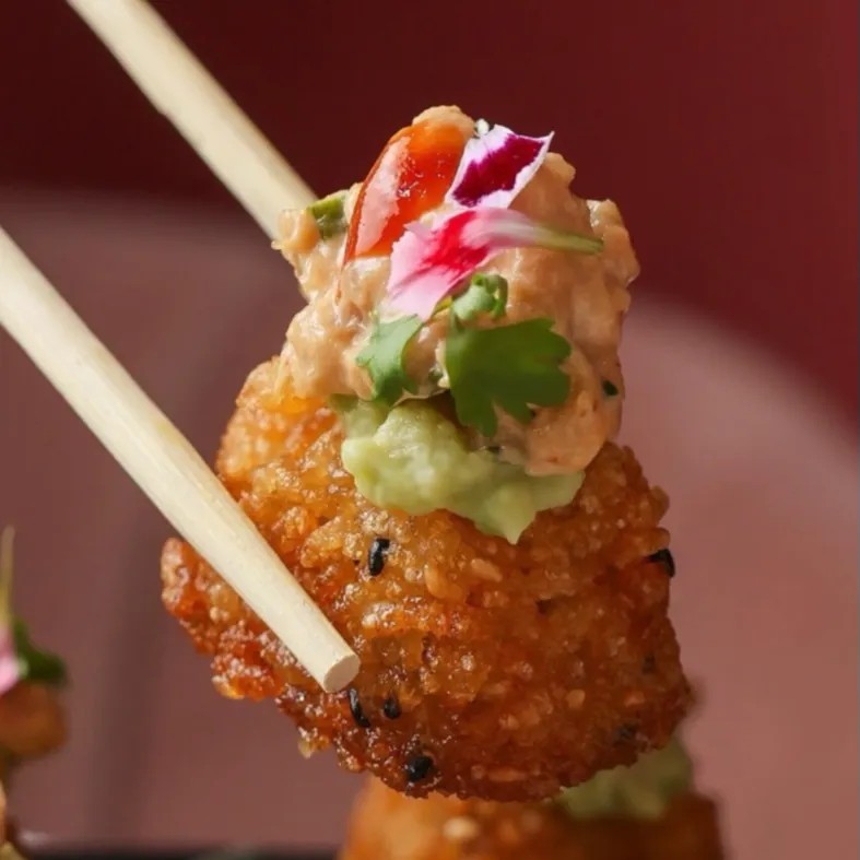 Image alt description