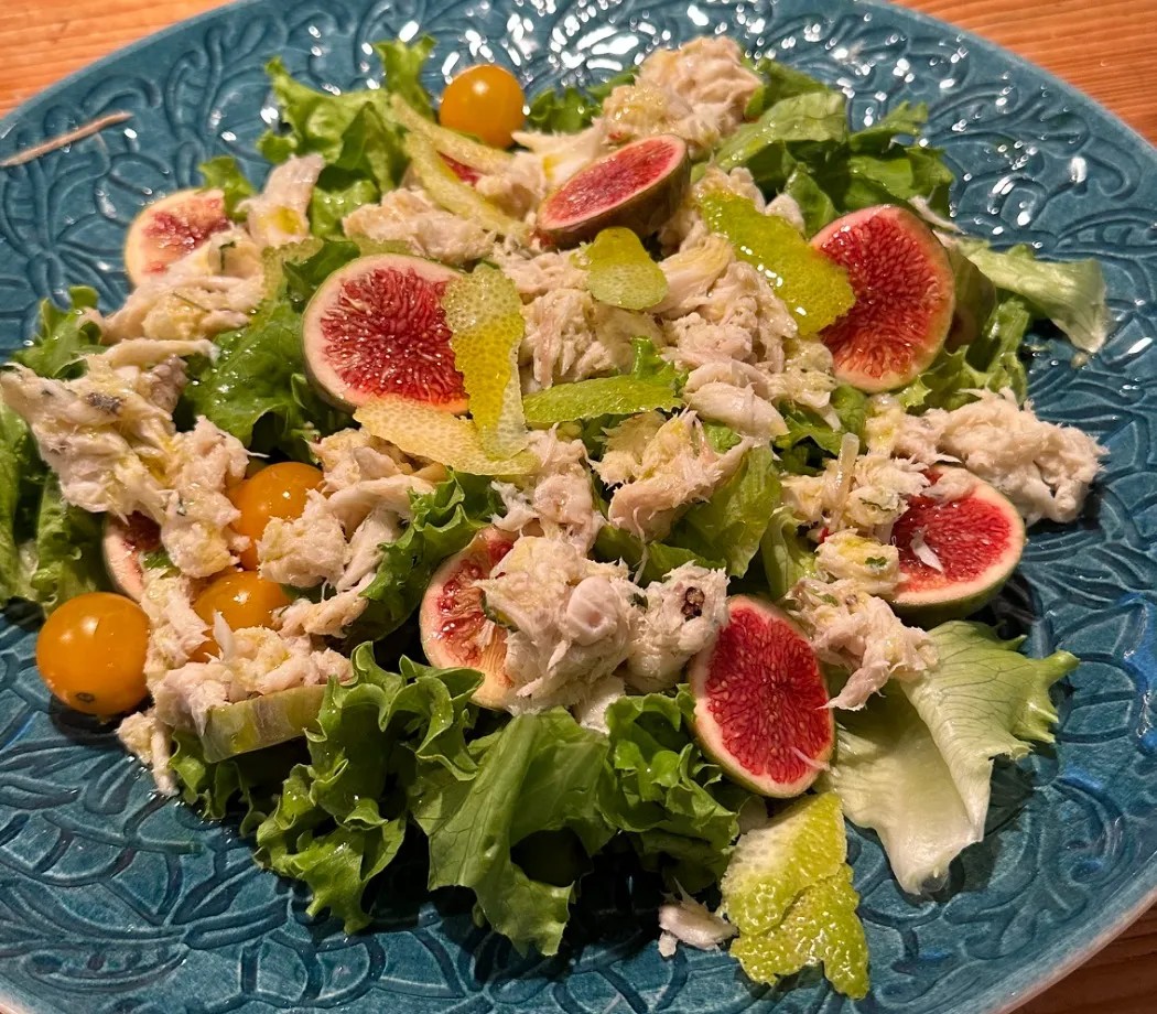 Image alt description