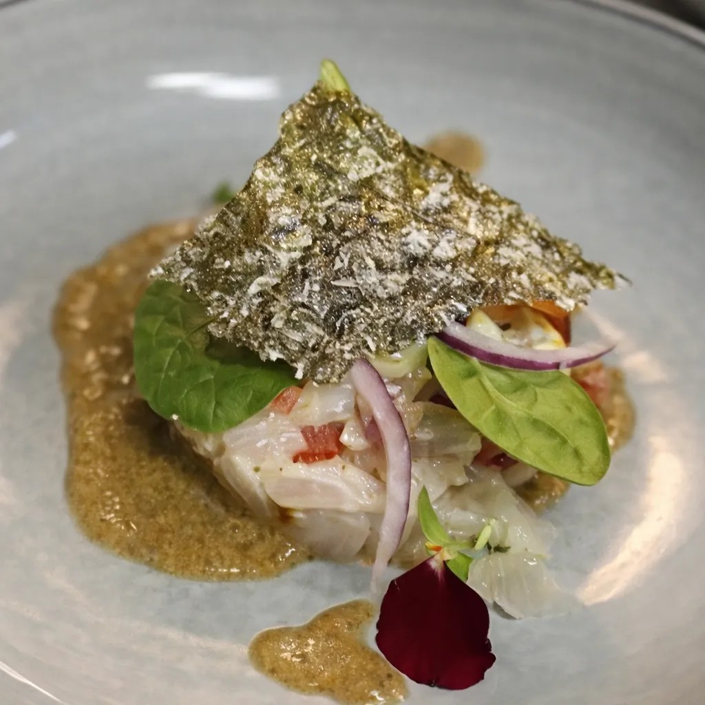 Image alt description