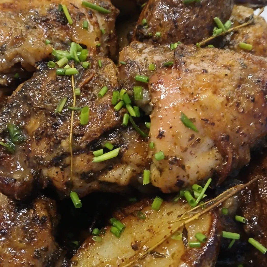 Image alt description