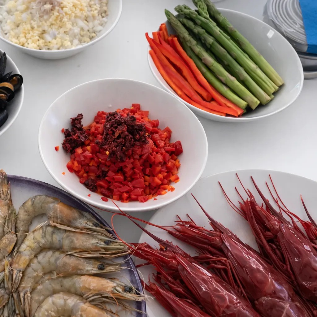 Image alt description