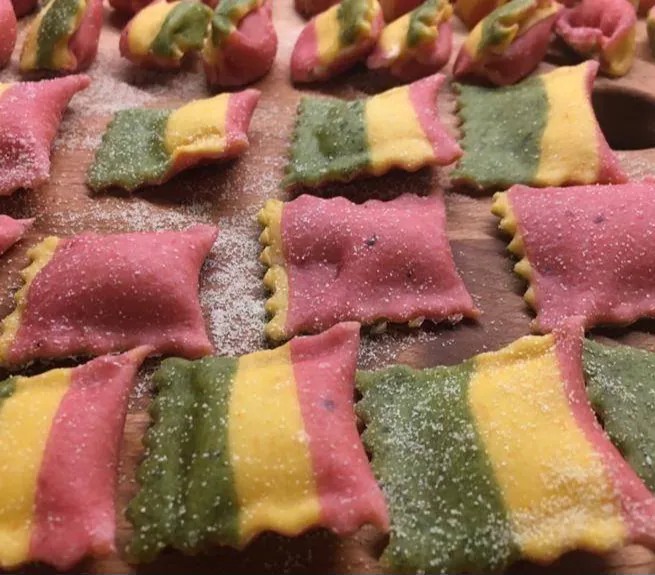 Image alt description